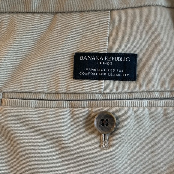 Banana Republic Aiden Chino Khaki Beige Rapid Movement Preppy Size 32x34 - Picture 5 of 11
